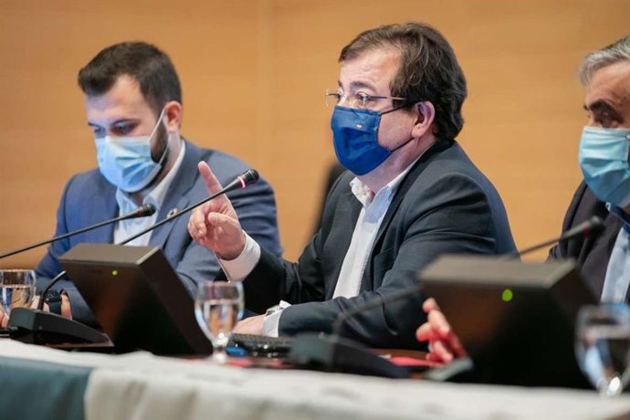 El presidente de la Junta de Extremadura, Guillermo Fernández Vara, participa en la clausura del XI Congreso Nacional de Evaluación de Impacto Ambiental,  que se ha celebrado en Cáceres