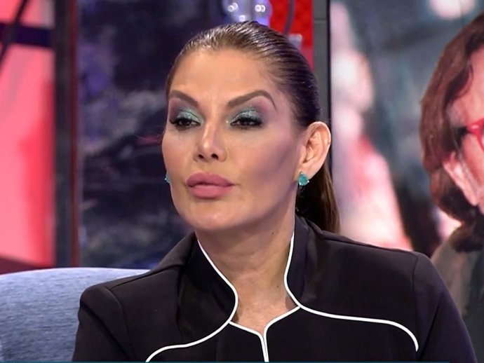 IVONNE REYES
