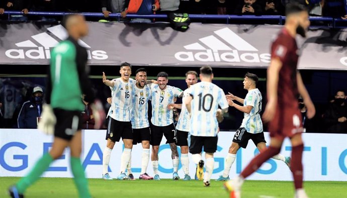 Jugadores de Argentina ante Venezuela