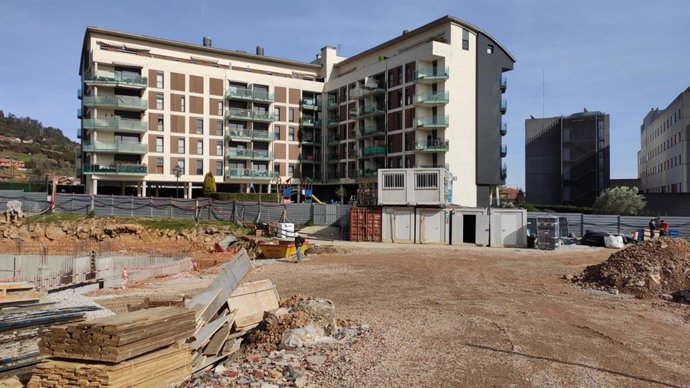 Archivo - Obra nueva de pisos en Oviedo