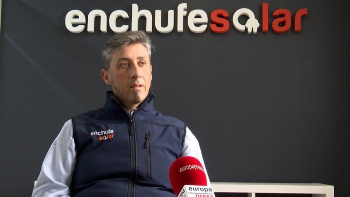 El gerente de Enchufe Solar en C-LM, Andrés Merino.