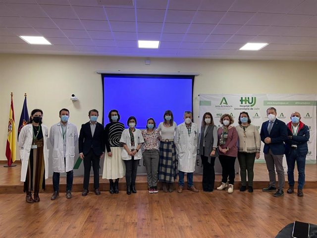 Especialistas del Hospital de Jaén elaboran una guía sobre el proceso asistencial de la ELA