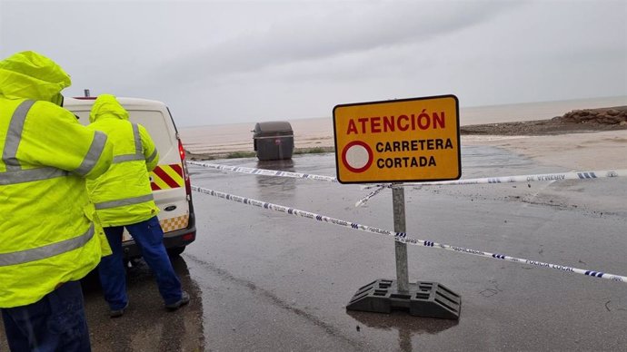 Movilizados todos los efectivos del Plan Invernal para garantizar la seguridad en la red viaria de la provincia de Almería