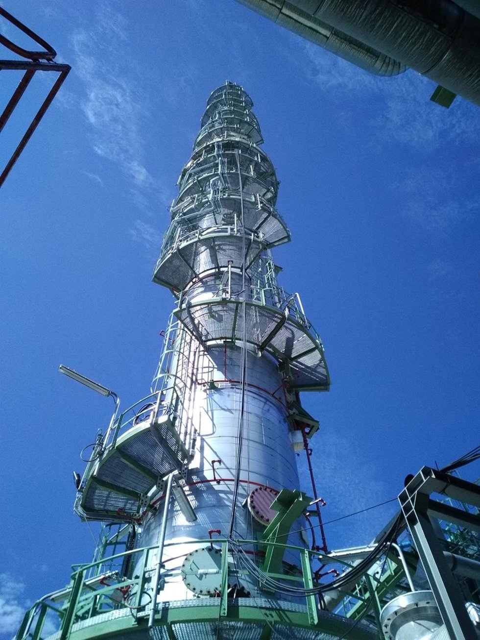 Archivo - Nueva unidad de Repsol en su refinería de A Coruña