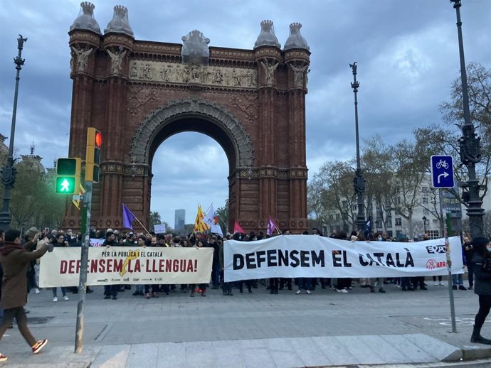 Manifestació a Barcelona contra la proposició de llei sobre el catal