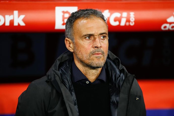 Luis Enrique, head coach of Spain, looks on during the International Friendly match between Spain and Albania at RCD Stadium on March 26, 2022 in Barcelona, Spain.