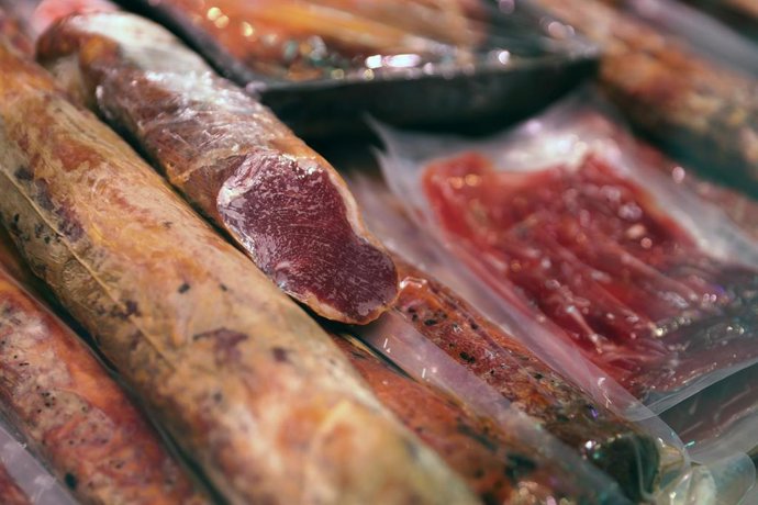 Archivo - Embutidos, foto de recurso
