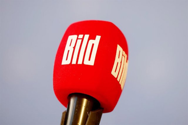 Micrófono con el logotipo del periódico alemán 'Bild'