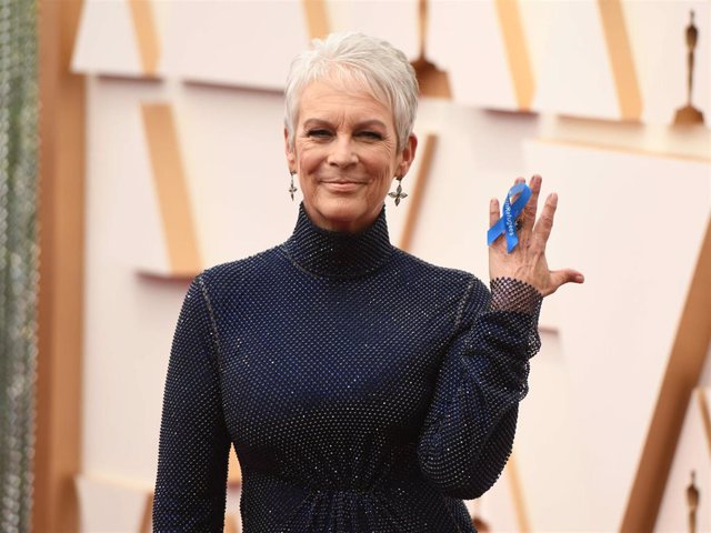 JAMIE LEE CURTIS during red carpet arrivals for the 94th Academy Awards