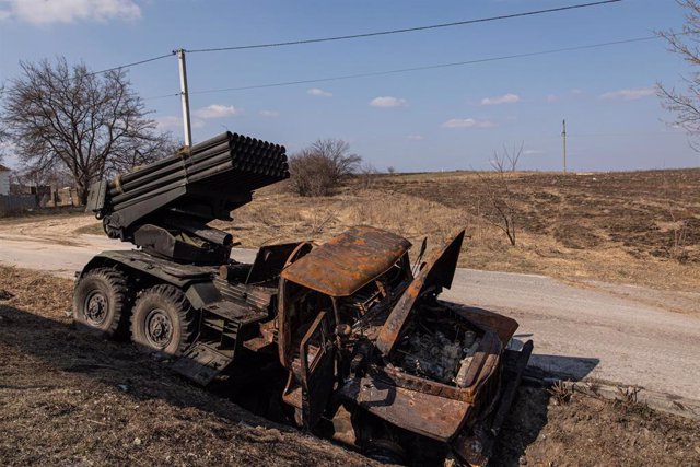March 25, 2022, Kyiv, Kyiv Oblast, Ukraine: A destroyed Russian MLRS(multiple launch rocket system) vehicle can be seen in Kyiv Oblast. Day 29 of the Russia-Ukraine war, as Ukraine continues the defence of its capital Kyiv from Russia attack. Ukraine Mini