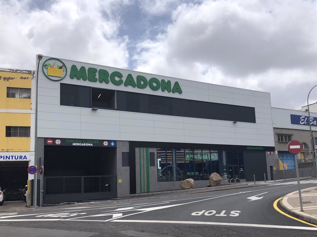 Para buscar refugio Tumor maligno agujas del reloj Mercadona inaugura este lunes un nuevo supermercado en el polígono  industrial Miller, en Las Palmas de Gran Canaria