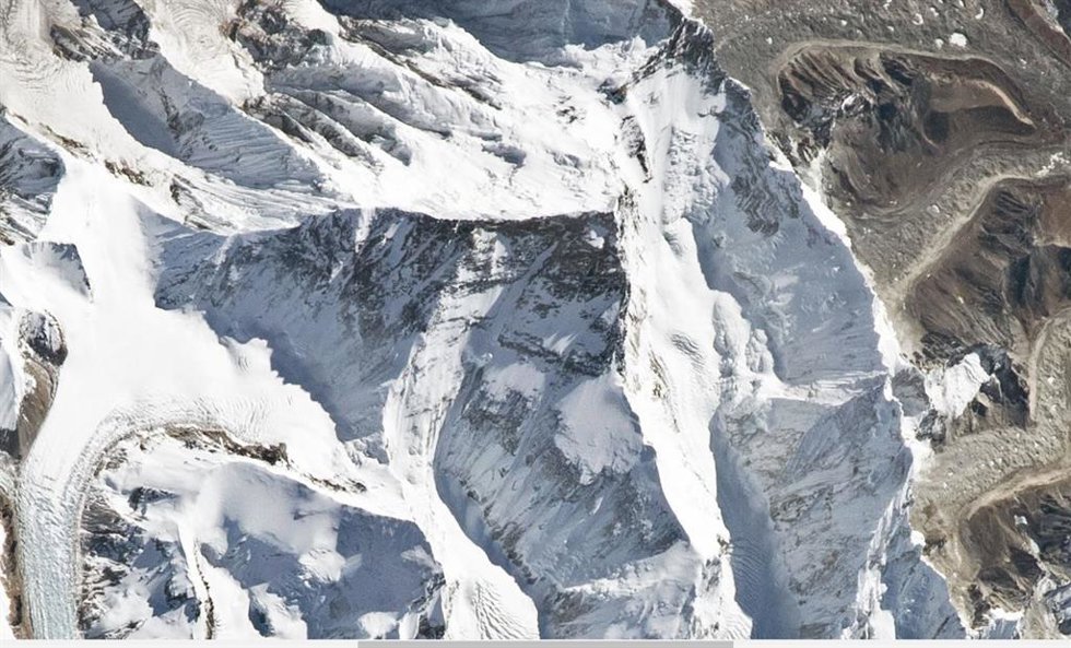 Monte Everest visto desde la órbita terrestre