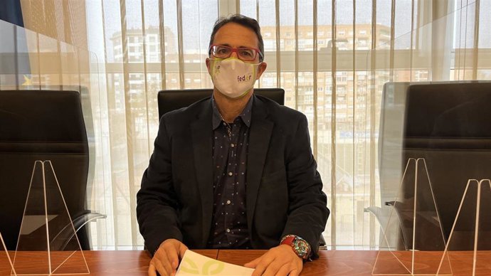 El presidente de la Federación Española de Enfermedades Raras (FEDER), Juan Carrión, comparece ante la Comisión de Sanidad y Política Social de la Asamblea Regional