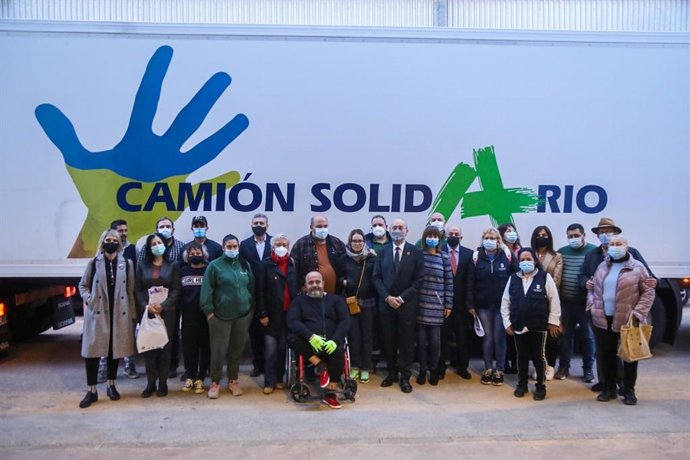 Málaga envía a Ucrania un cargamento con más de 20.000 kilos de ayuda humanitaria