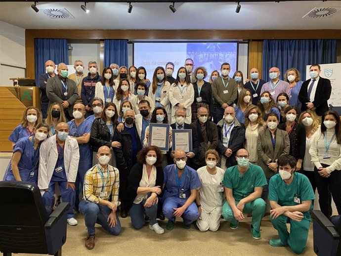 El Hospital Regional Universitario de Málaga recibe la certificación de calidad Óptima y Excelente para sus unidades de Oncología Radioterápica y de Cuidados Críticos y Urgencias Pediátricas