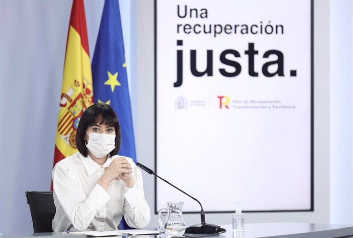 La ministra de Ciencia e Innovación, Diana Morant, tras la reunión del Consejo de Ministros en Moncloa, a 22 de marzo de 2022, en Madrid (España). El Consejo de Ministros ha aprobado hoy el Real Decreto del bono cultural joven, del que ya se conoce la d