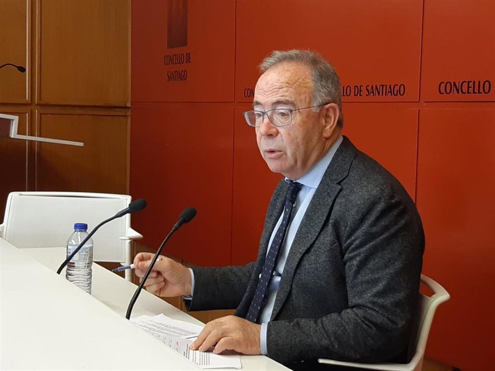 El alcalde de Santiago, Xosé Sánchez Bugallo