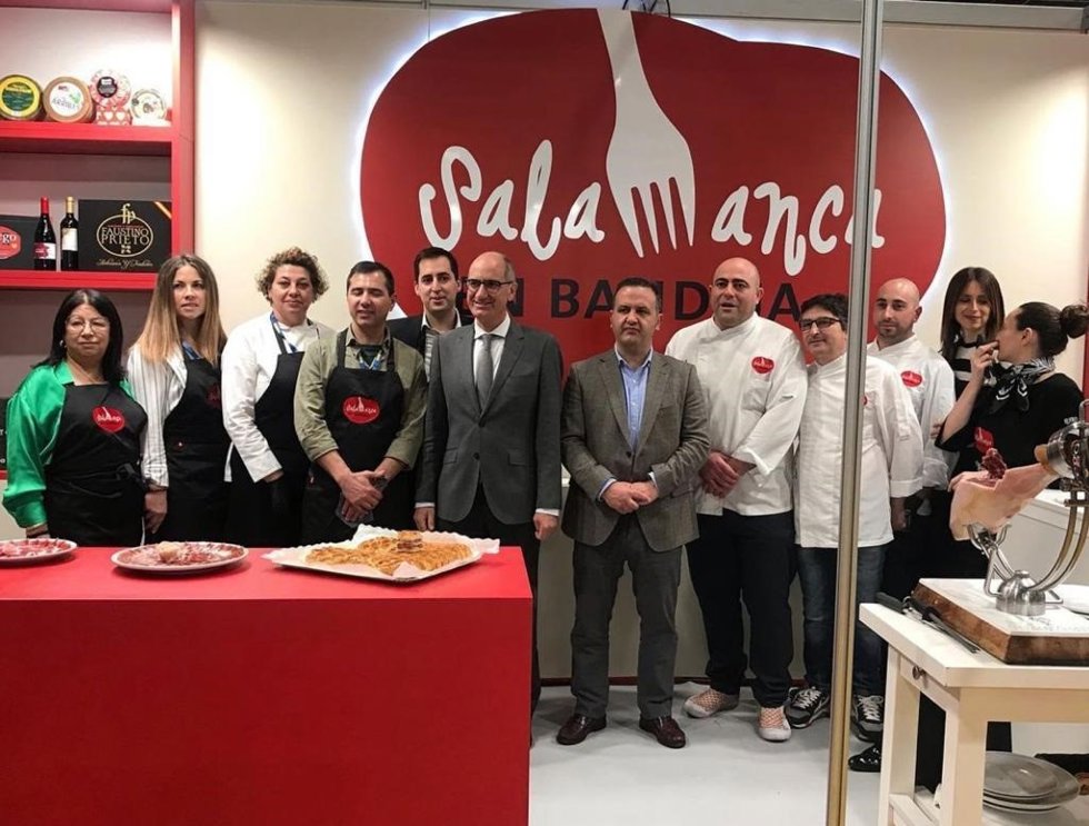 Presencia Del Club 'Salamanca En Bandeja' En Madrid Fusión.