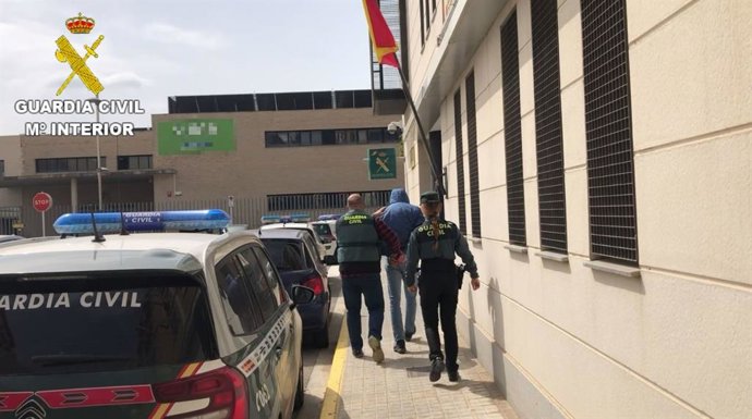 Detenido por la Guardia Civil