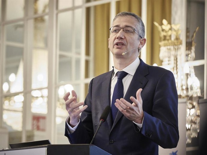 El gobernador del Banco de España, Pablo Hernández de Cos, este martes en Pamplona.