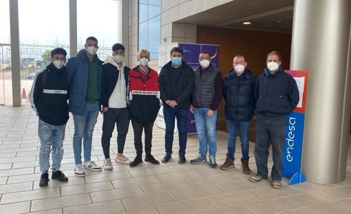 Alumnos del IES Politcnic visitan las instalaciones de Endesa.