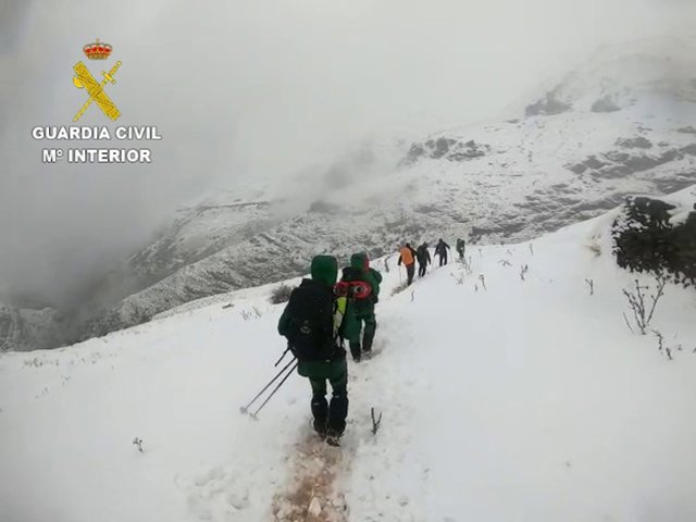 Rescate de varios montañeros en Sierra Nevada.