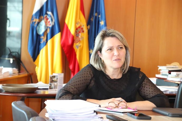Archivo - La consejera de Agricultura, Ganadería y Pesca del Gobierno de Canarias, Alicia Vanoostende