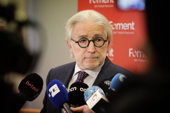 El presidente de Foment del Treball, Josep Sánchez Llibre, en una atención a los medios la semana pasada