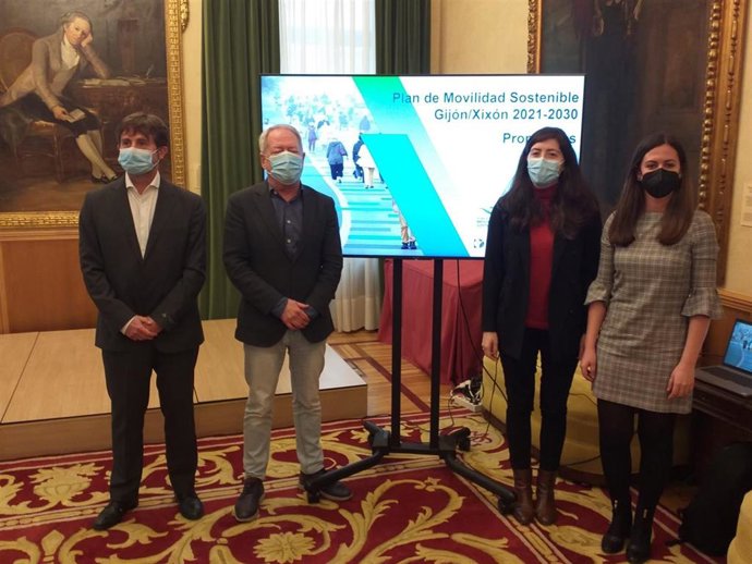 Presentación del  Plan de Movilidad Sostenible Gijón/Xixón 2021-2030, en el Ayuntamiento de Gijón