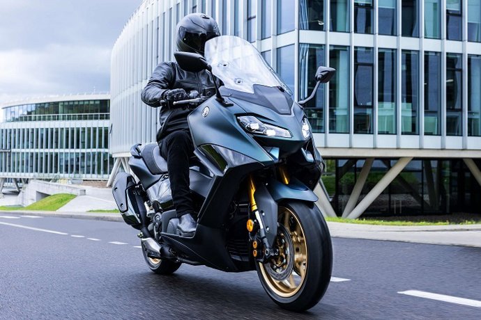 Yamaha TMax