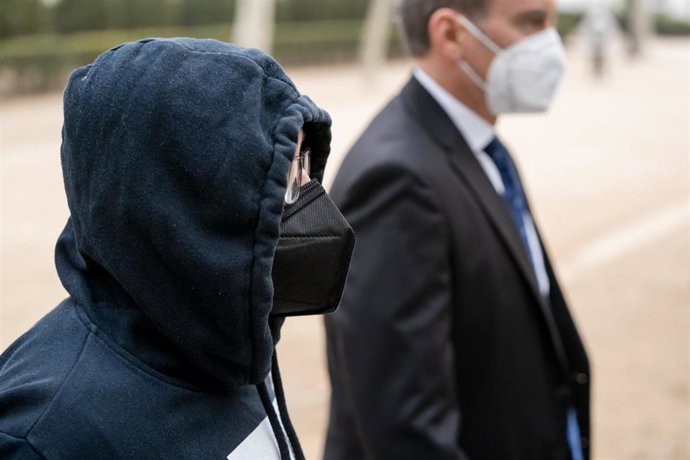 Manuel Murillo (i), el hombre acusado de organizar la 'operación Valkiria' en España para terminar con la vida del presidente del Gobierno, acude a declarar a la Audiencia Nacional, a 15 de marzo de 2022, en Madrid (España). Los hechos que se juzgan se 
