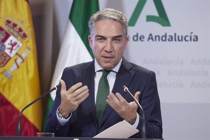 El consejero de Presidencia, Elías Bendodo, durante la rueda de prensa tras el Consejo de Gobierno andaluz en el Palacio de San Telmo, a 29 de marzo de 2022 en Sevilla (Andalucía, España)