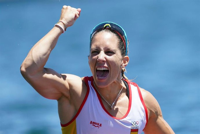 Archivo - 03 August 2021, Japan, Tokyo: Spain's Teresa Portela Rivas celebrates silver medal after the Women's Kayak Single 200m Final of the Canoe Sprint competitions, at Sea Forest Waterway, during the Tokyo 2020 Olympic Games. Photo: Mike Egerton/PA 