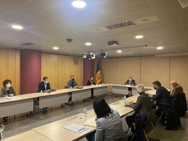 Martínez Benazet presideix a Andorra la reunió amb la Fundació Josep Carreras