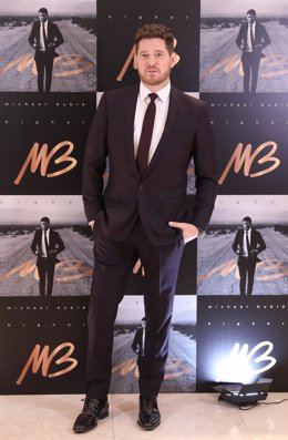 El cantante Michael Bublé, posa durante la presentación de su disco ‘Higher’ en el Hotel Meliá Fénix, a 29 de marzo de 2022, en Madrid (España). 