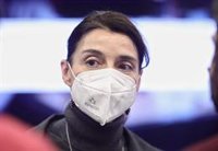 Llop pide retirar el cartel de una exposición apoyada por Igualdad que identifica a los jueces con el machismo