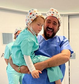  Su fan más joven asistió a un concierto de Orozco.