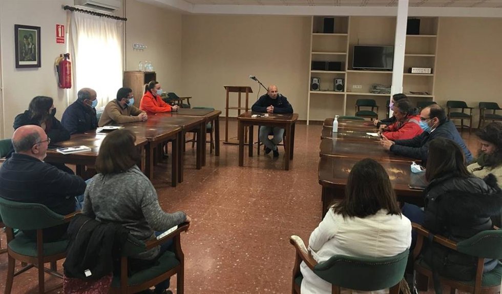 Encuentro de IU Cádiz con el delegado para Andalucía del Frente Polisario, Mohamed Zrug, y con Al Huriya (Federación de asociaciones de cooperación con el pueblo saharaui).