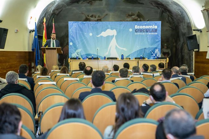 El consejero de Desarrollo Sostenible, José Luis Escudero, inaugura el Encuentro empresarial de la Red de Agentes de Economía Circular.