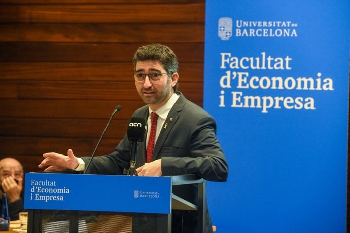 El vicepresidente y conseller de Políticas Digitales y Territorio de la Generalitat, Jordi Puigneró, este miércoles en la presentación del estudio