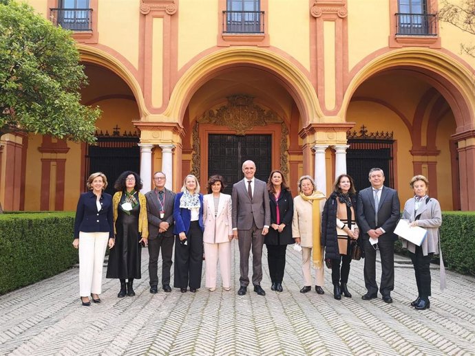 Constitución del Consejo Consultivo del Alcázar de Sevilla.