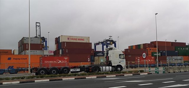 Camión en el Puerto de València