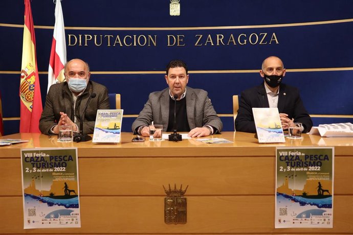 Presentación de la Feria de caza, pesca y turismo de Illueca y Calatayud, en la sala de prensa de la DPZ.
