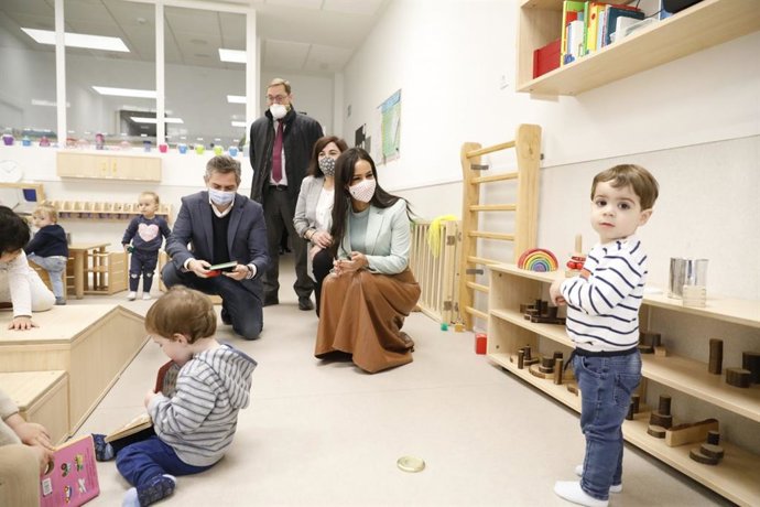 Visita a la Escuela Infantil Municipal La Ardilla en el distrito de Hortaleza