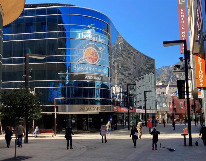 La central de MoraBanc, en la avenida Meritxell de Andorra la Vella.