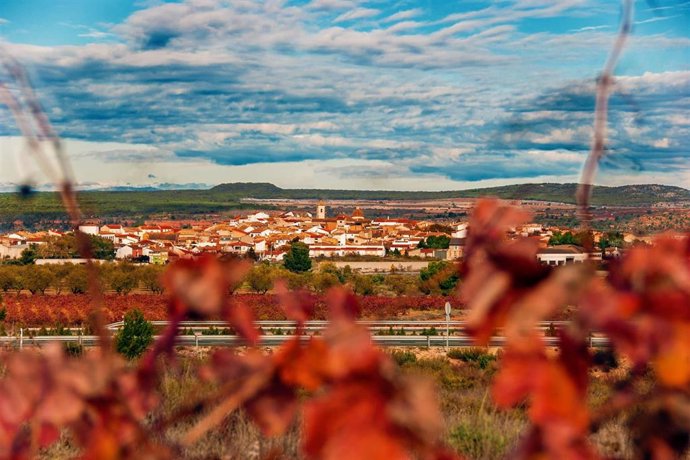 La Conselleria de Política Territorial, Obras Públicas y Movilidad establecerá una línea de autobús diario que dará servicio de transporte público a los municipios valencianos de Fuenterrobles y Villargordo del Cabriel.