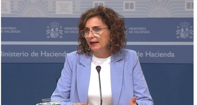Archivo - La ministra de Hacienda, María Jesús Montero.