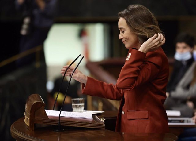 La coordinadora general del PP, Cuca Gamarra, interviene en una sesión plenaria, en el Congreso de los Diputados, a 30 de marzo de 2022, en Madrid (España). El pleno gira en torno a las conclusiones del Consejo Europeo que se celebró el pasado 24 y 25 de 