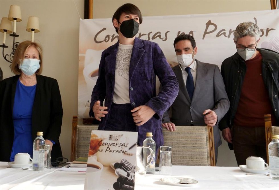 La portavoz nacional del BNG, Ana Pontón, en un desayuno informativo organizado por el Club de Prensa de Ferrol