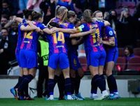 Fiesta del Barça en una noche histórica para el fútbol femenino